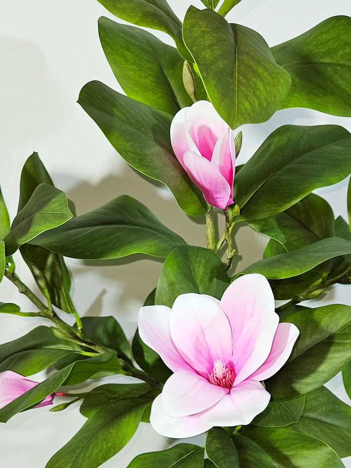 Куст искусственная Магнолия с розовыми цветами 100см в кашпо
