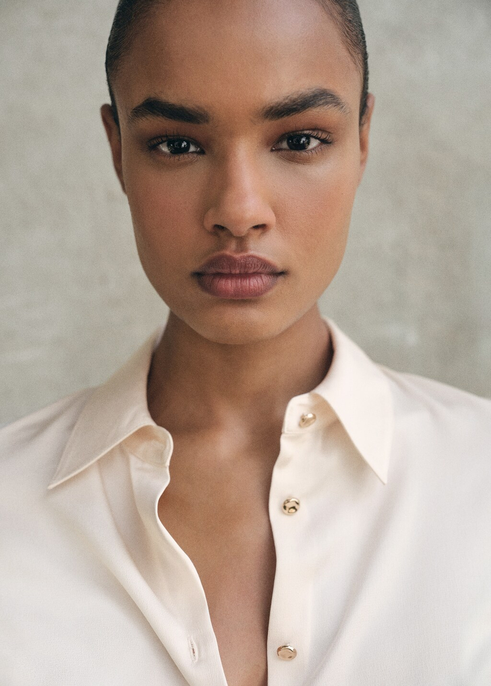 Струящаяся рубашка с атласным блеском