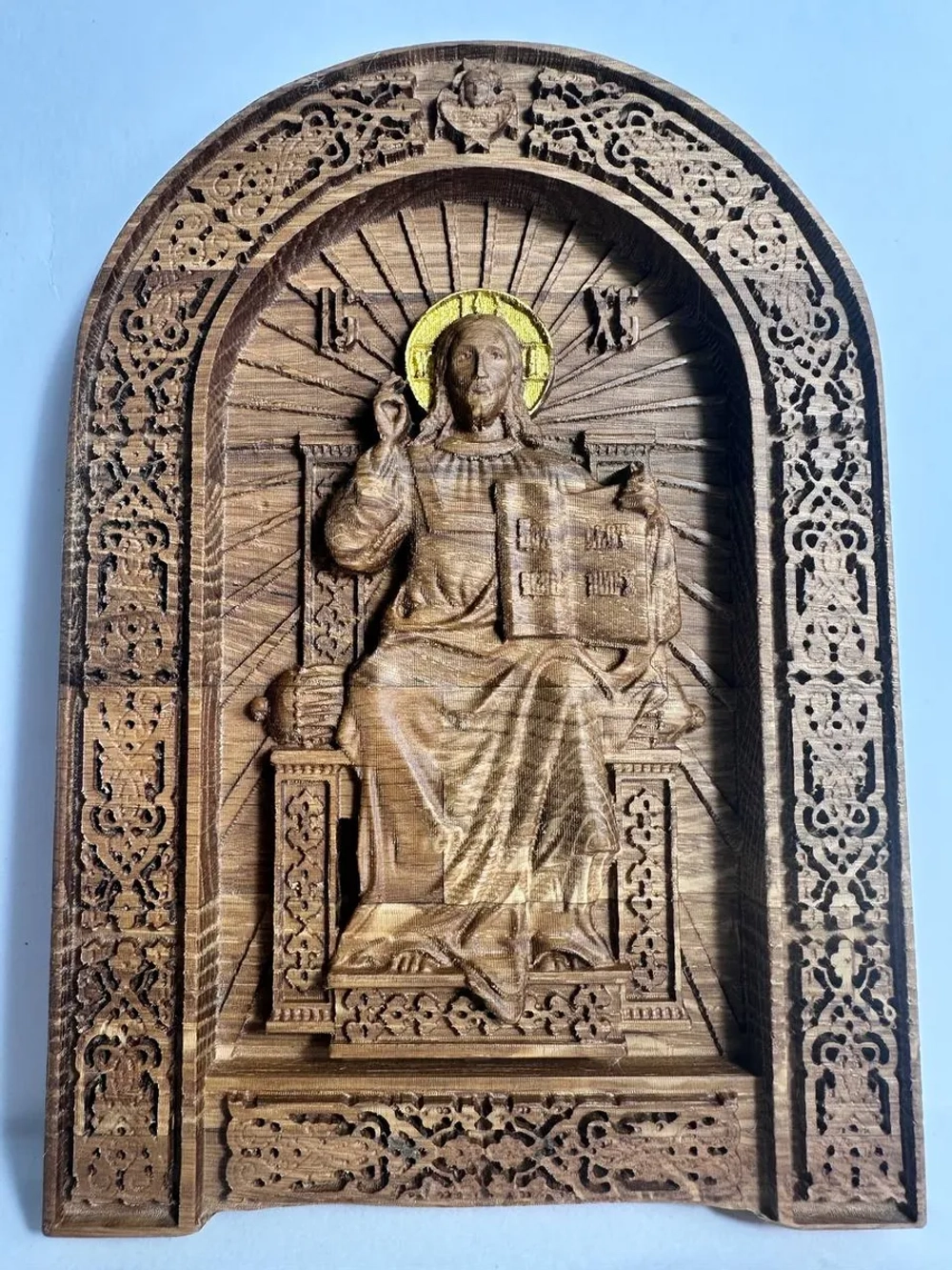 Освященная Икона И. Христа «Спас на Престоле» из дуба