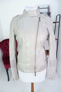 Куртка City Girl модная 40 размер