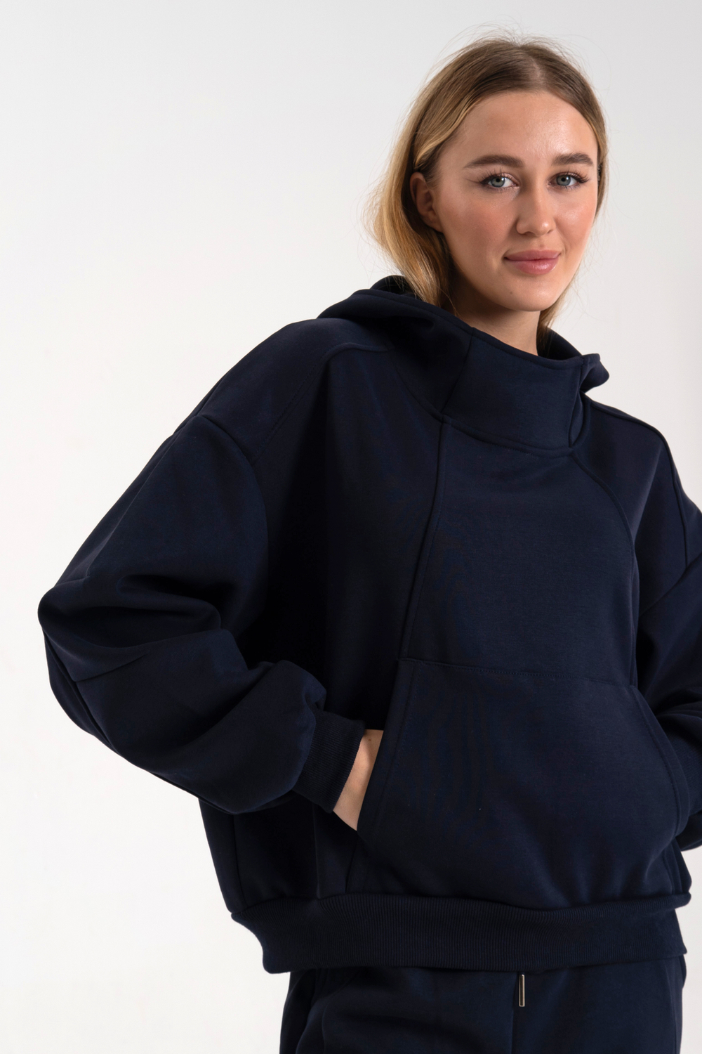 Костюм худи + брюки клёш