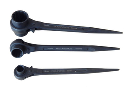 Ключ трещоточный ступичный усиленный 30х32 RockForce##Rock FORCE RF-8223032