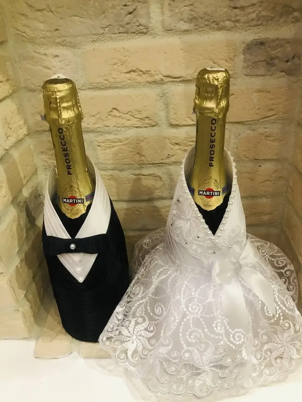 Одежда на свадебное шампанское