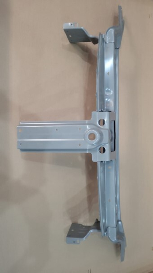 Рамка радиатора /Lada Largus FL/ (телевизор) (LADA)