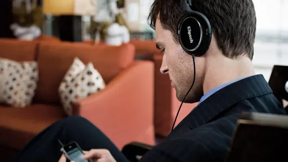 Klipsch R6i REFERENCE ON-EAR Black