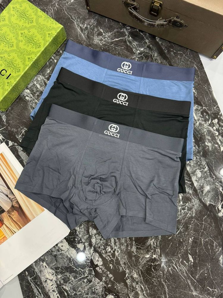 Трусы Balenciaga