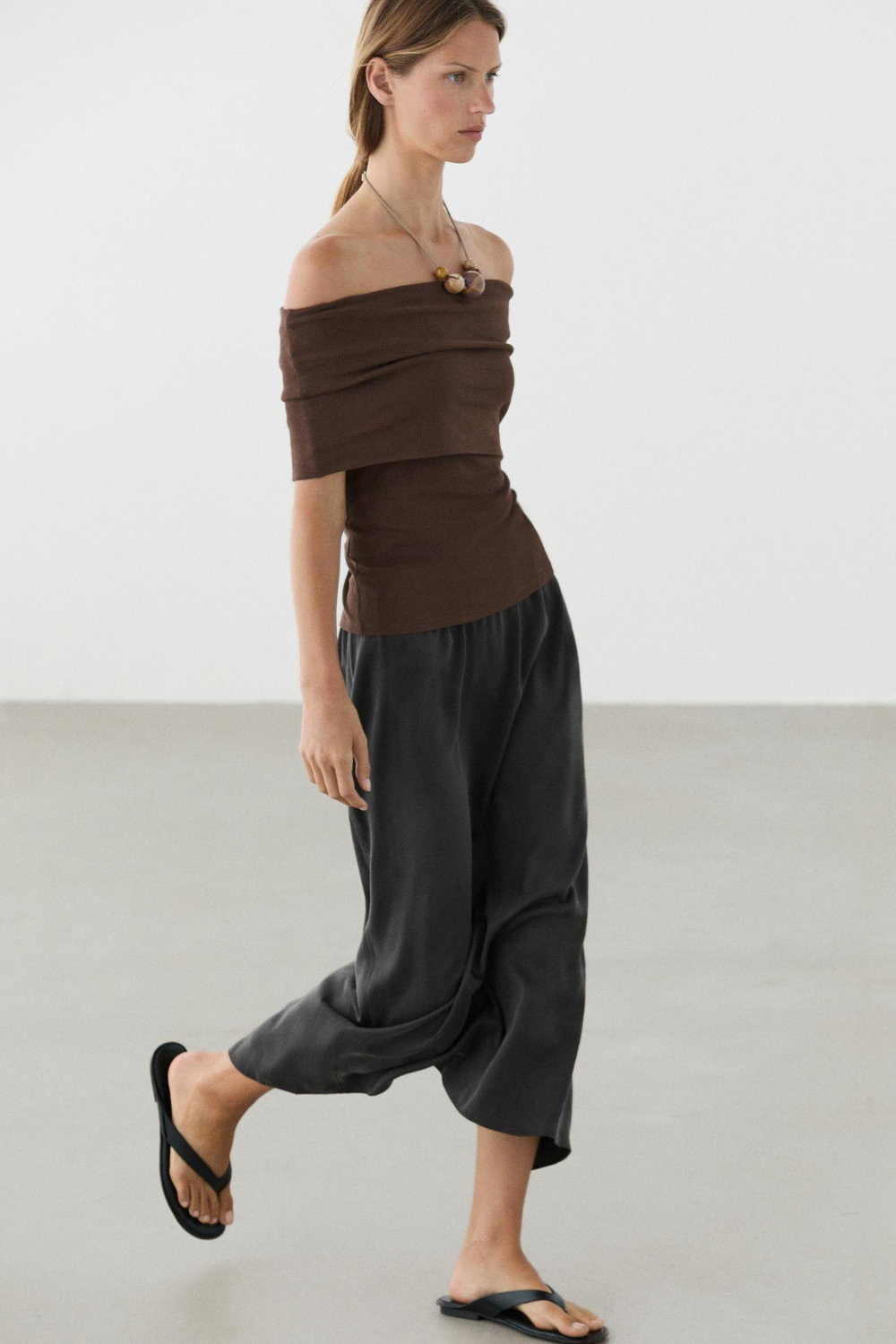 Massimo Dutti Хлопковый топ с открытыми плечами, коричневый