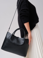 Кожаная сумка Iris DBR 31372 черный соло