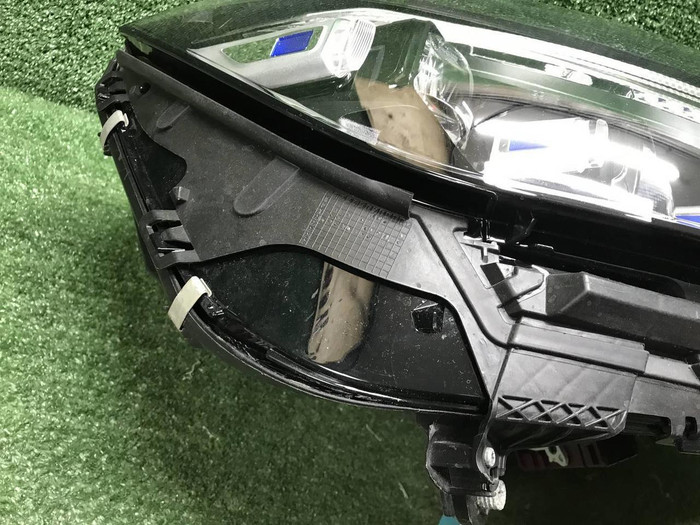 Фара правая Mercedes S W223 (20-нв) Digital Light