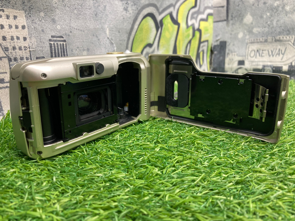 Olympus MJU Zoom 115