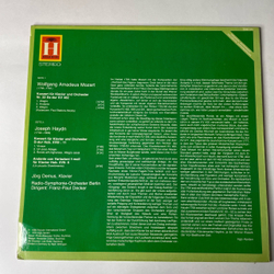 Винтажная виниловая пластинка LP W. A. Mozart Моцарт, J. Haydn Гайдн, Piano Concerto In E Flat Major, KV 482 Piano Concerto In D Major, Op. 21 (Германия 1977)