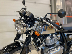 Royal Enfield 650 CONTINENTAL GT (MR Clean)