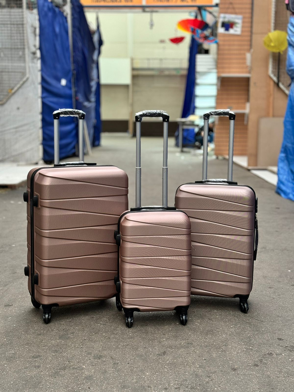 Большой чемодан Bon-Voyage Model Ten, Пудровый, XL