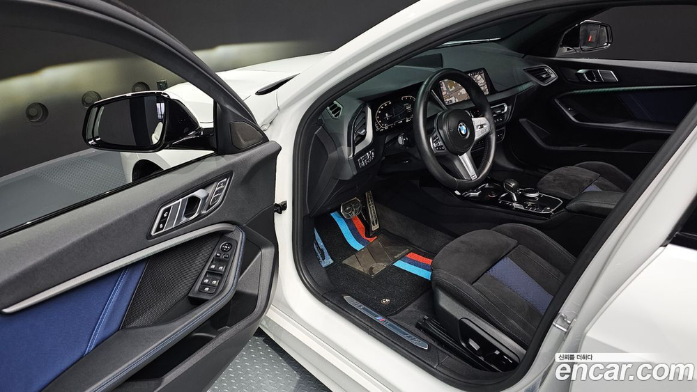 BMW 1 Series (F40) 118d M Sports (08.2020)