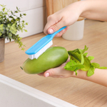 Щётка для овощей и фруктов с ручкой - 17 см.