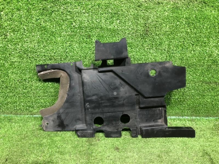 Дефлектор радиатора правый Jaguar F-TYPE (2013-2017)