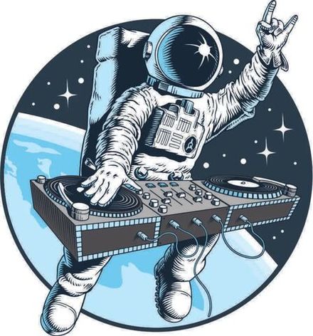 Панно настенное из дерева "Диджей космос " 40х37 см