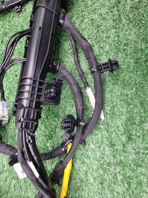 Проводка моторного отсека Geely Coolray (19-нв)