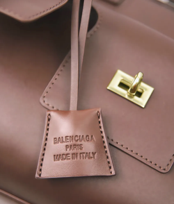Сумка Balenciaga стильная