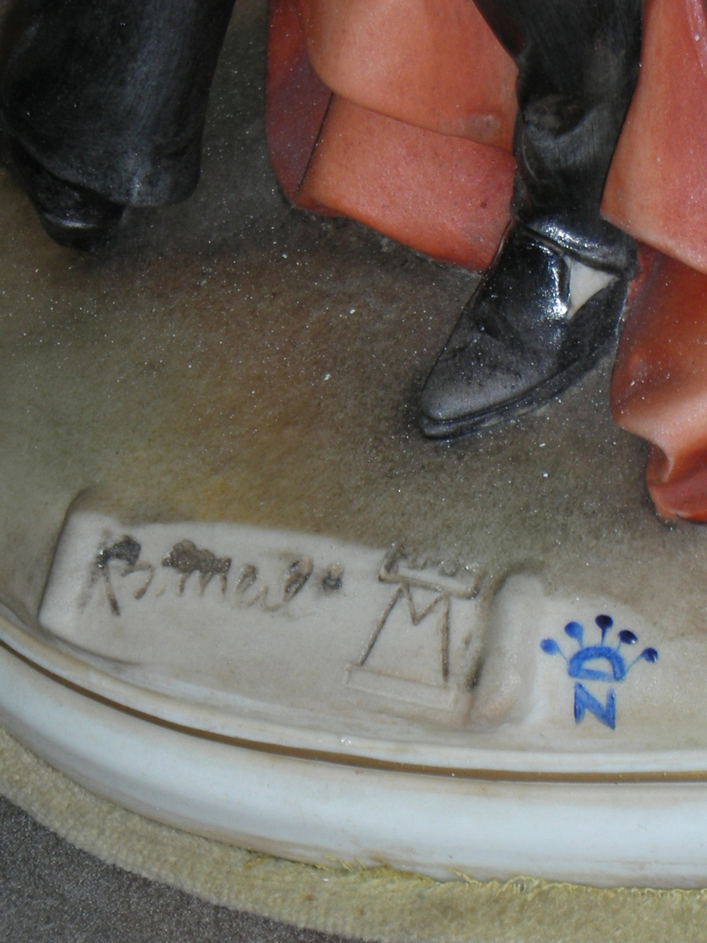 Статуэтка. Фарфор. В ритме Кармен. Capodimonte. Италия