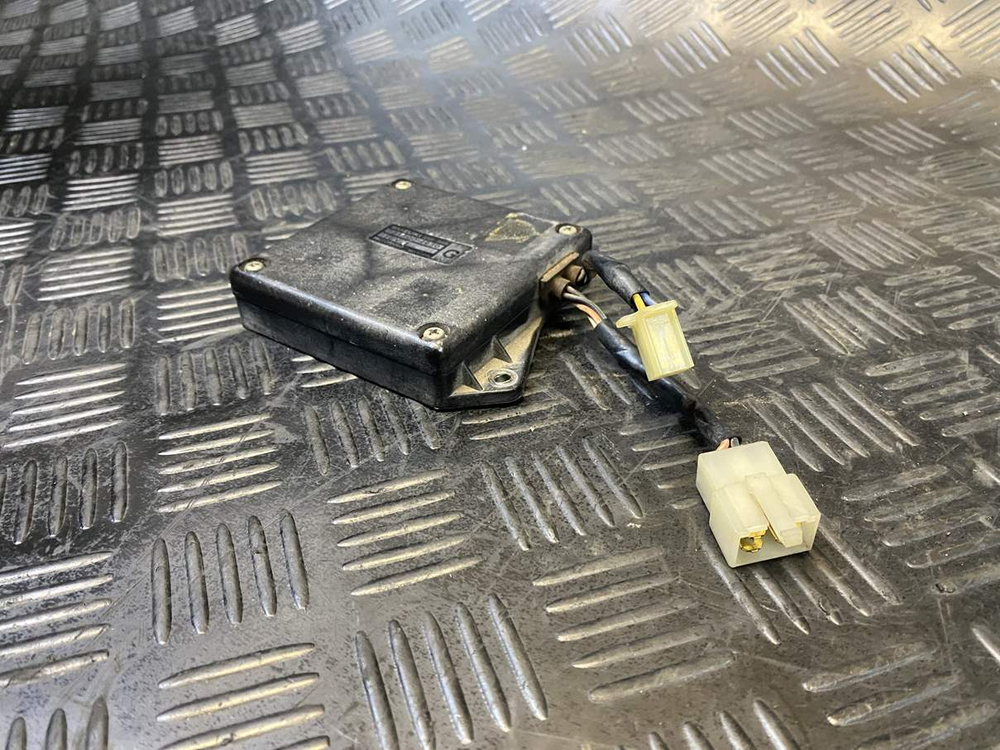 Коммутатор Suzuki Intruder VS750 VR51A 131100-4630