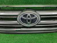 Решетка радиатора Toyota Land Cruiser 200 (2015-2021)