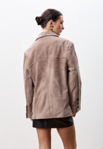 Жакет из натуральной замши