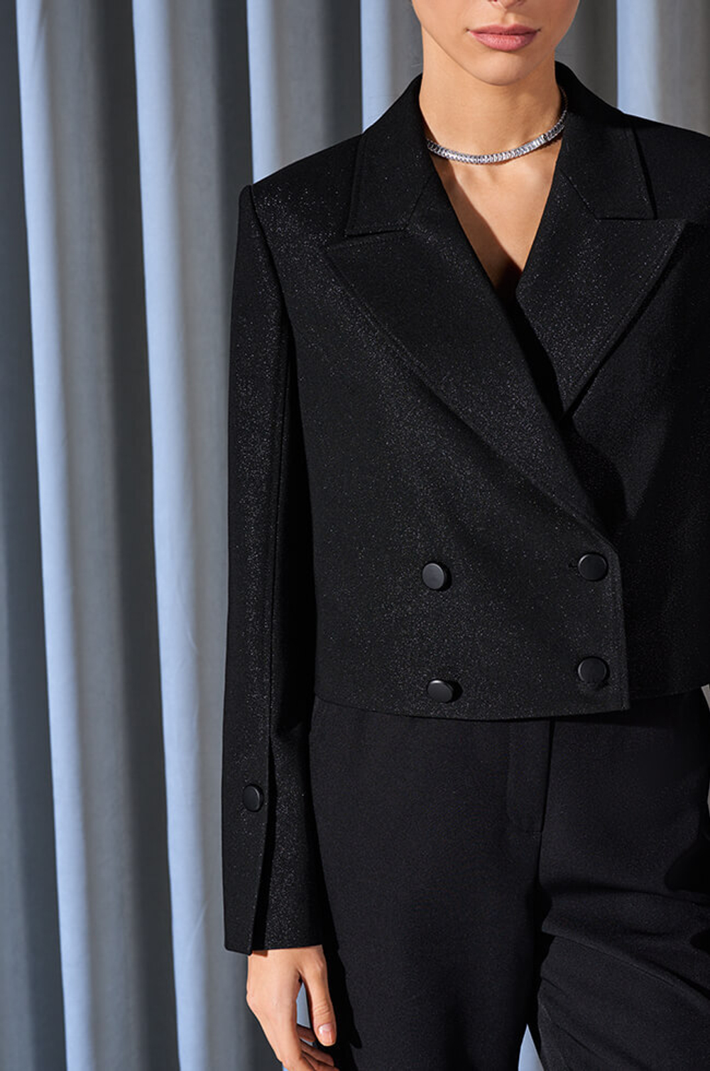 1842 Жакет женский (черный)