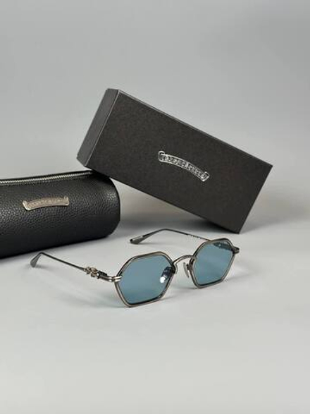 Солнцезащитные очки Chrome Hearts