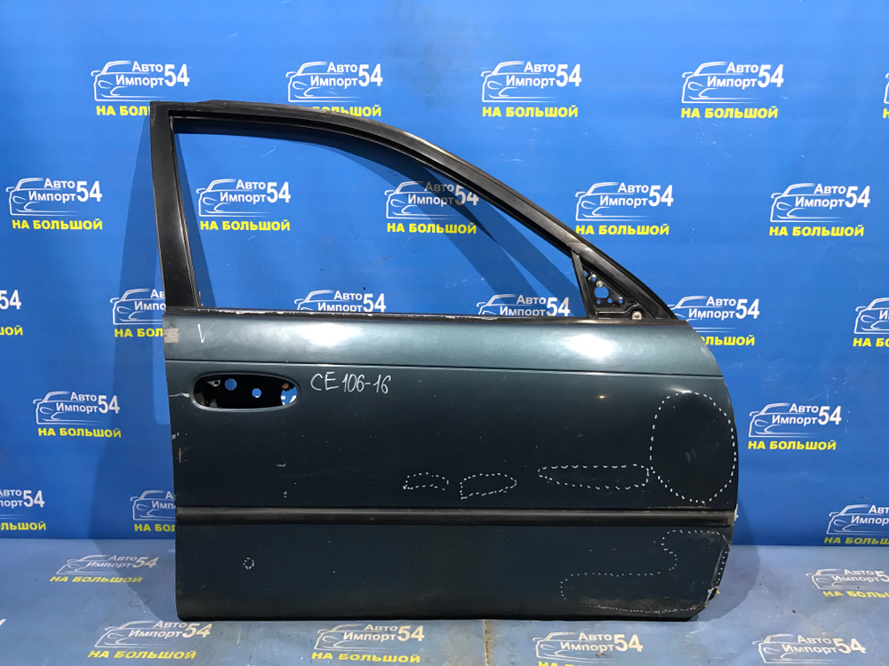 Дверь передняя правая TOYOTA COROLLA 1995