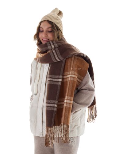 Светло-бежевый пуховый жилет с вязаным капюшоном