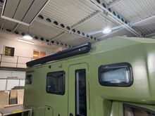 Маркиза MobileComfort ME300BD 3,0 м настенная электрическая, корпус чёрный, полотно серое