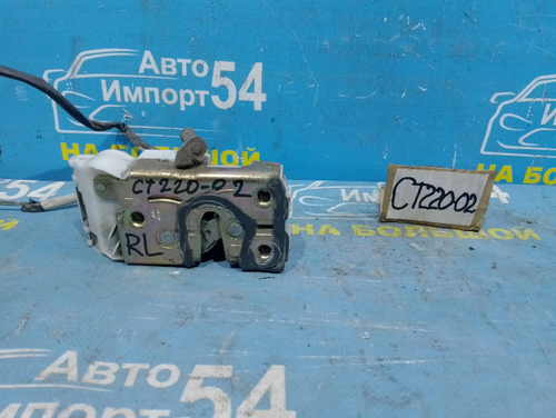 Замок двери задней левой TOYOTA AVENSIS 1999