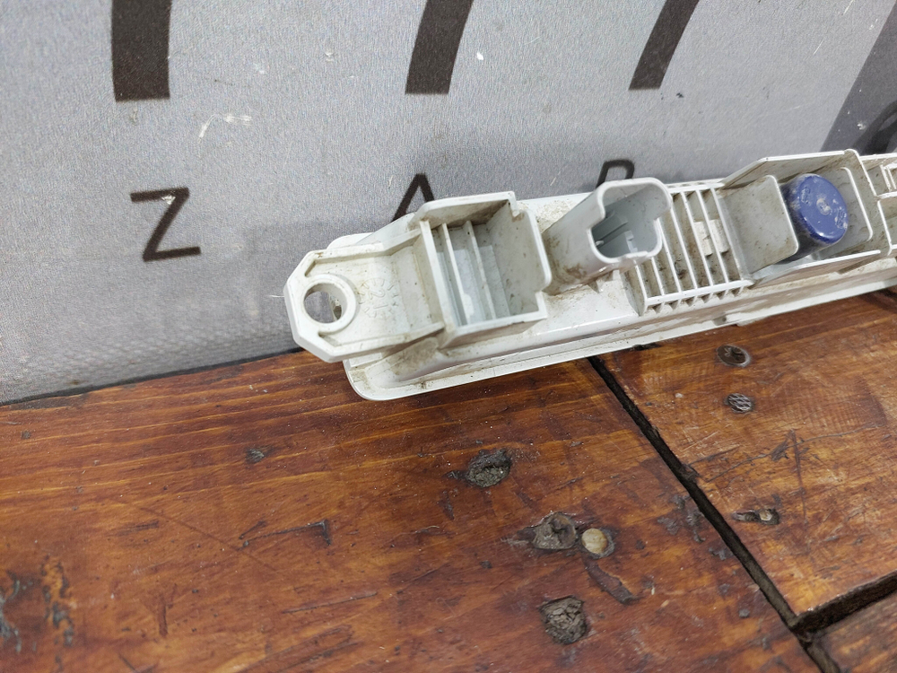 ДХО левый / правый Citroen Berlingo 2 / Peugeot 308 Б/У Оригинал 9802795580