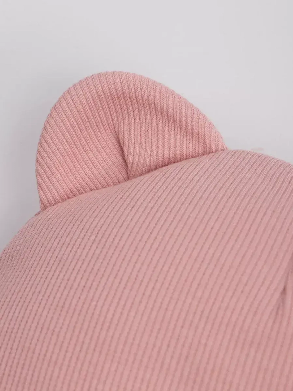 Шапка для девочки осенняя с ушками и снуд