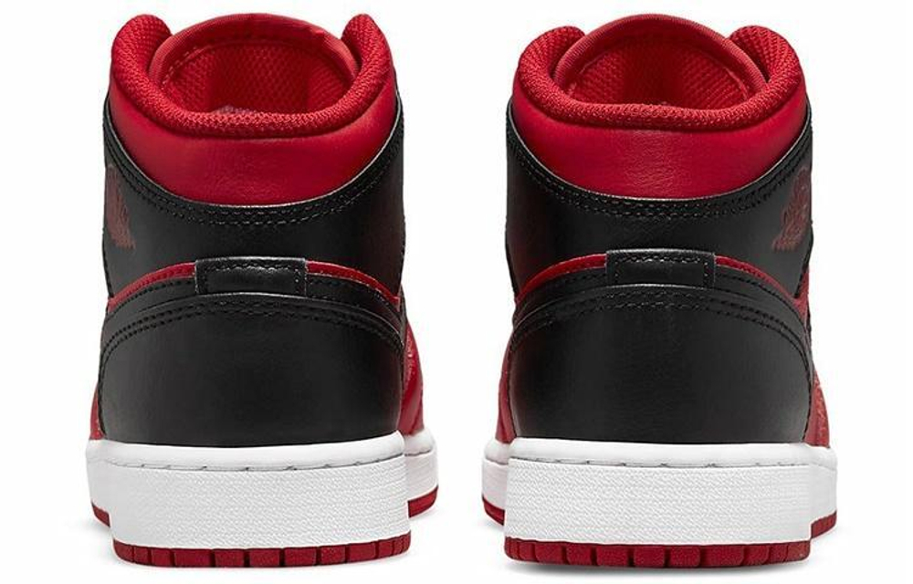 Кроссовки Jordan Air Jordan 1 Mid Reverse Bred