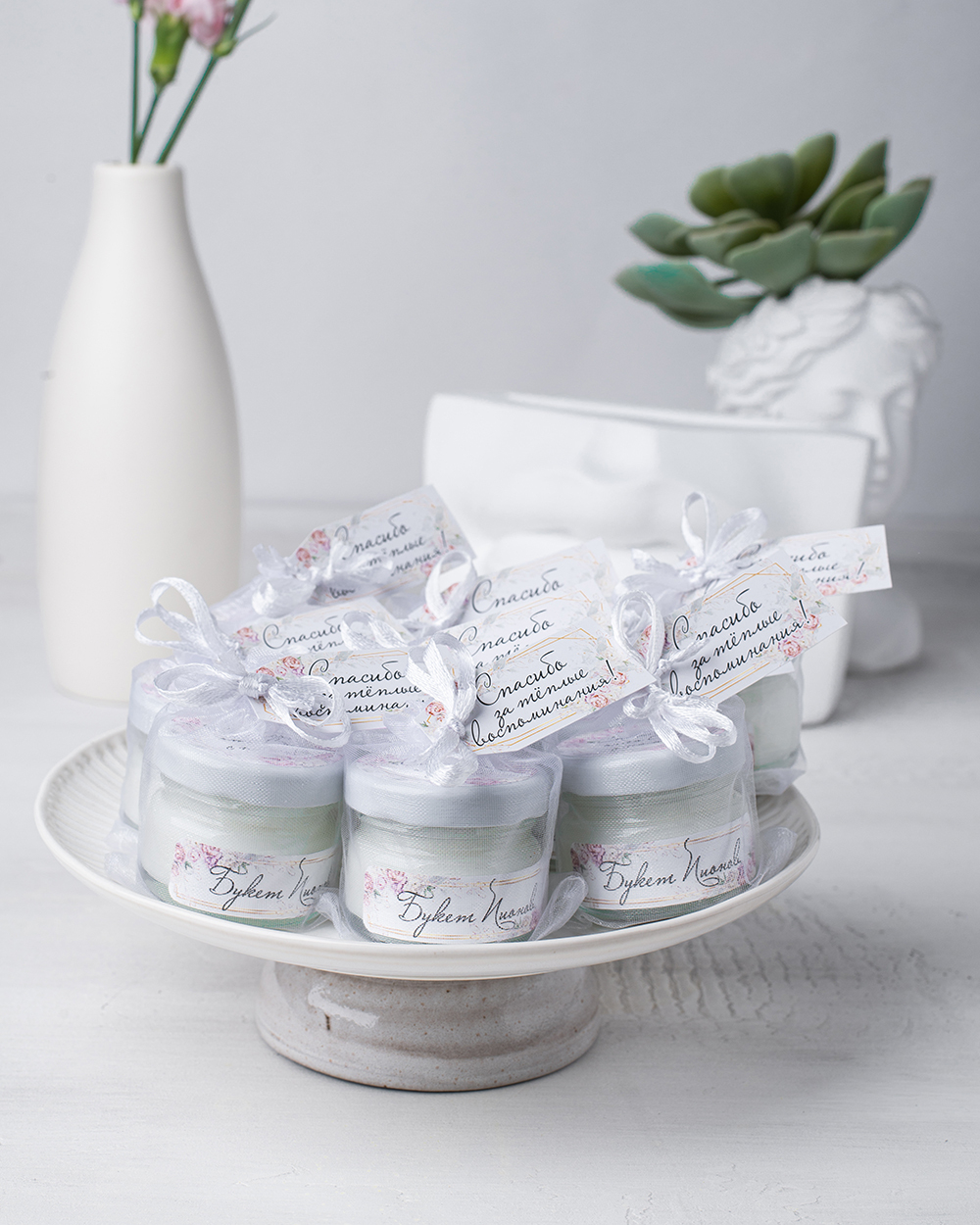 Свеча-бонбоньерка в подарок гостям