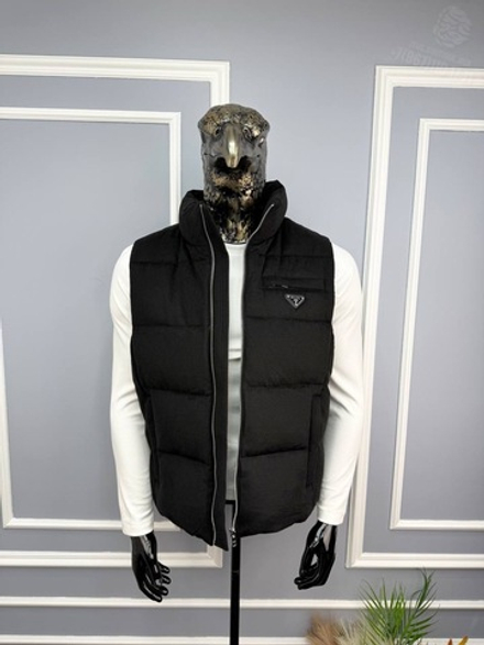 Пуховый жилет Prada