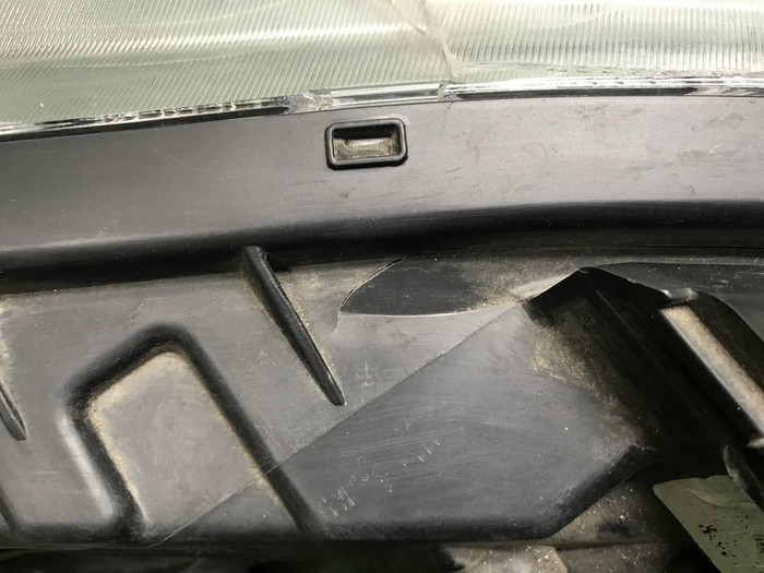 Фара правая Hyundai Solaris 2 20-22 галоген