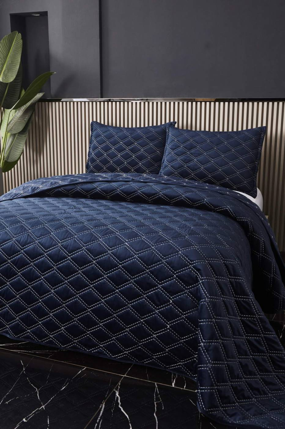 Покрывало 240х260 и 2 наволочки 50х70 Sofi De MarkO Фредерика №2