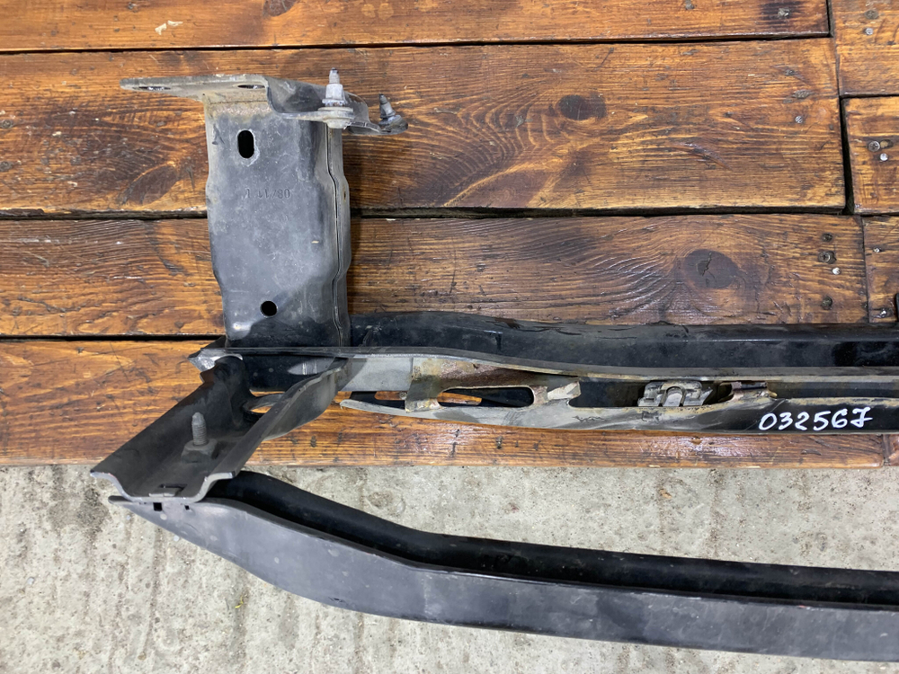 Усилитель переднего бампера VW Golf 6 08-12 Б/У Оригинал 5K0807109M