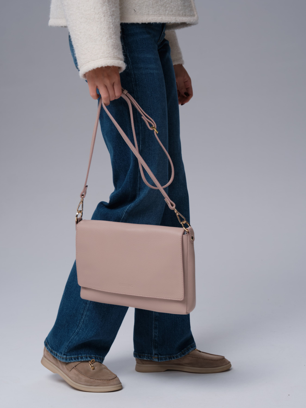 Кожаная сумка клатч Deboro 30181 розово-бежевый/суприм