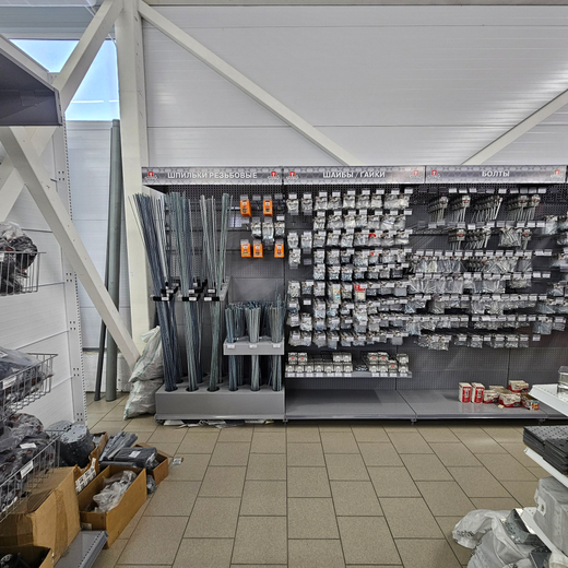 1. Готовое решение для розничного магазина самообслуживания. 2. Ассортимент более 10тыс позиций. 3. Грамотное расположение на полке. 4. Конкурентное ценообразование. 5. До 80% складского остатка находится в торговом зале = минимальная потребность с отдельной зоне на складе. 6. 20-30% ассортимента эксклюзивные и не имеют наличия или реализации у наших конкурентов.