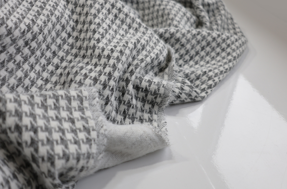 АНТРАЦИТ - Альпака жаккард ГУСИНАЯ ЛАПКА (КРВ610 Елена)