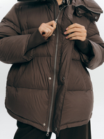 Пуховик с манжетами