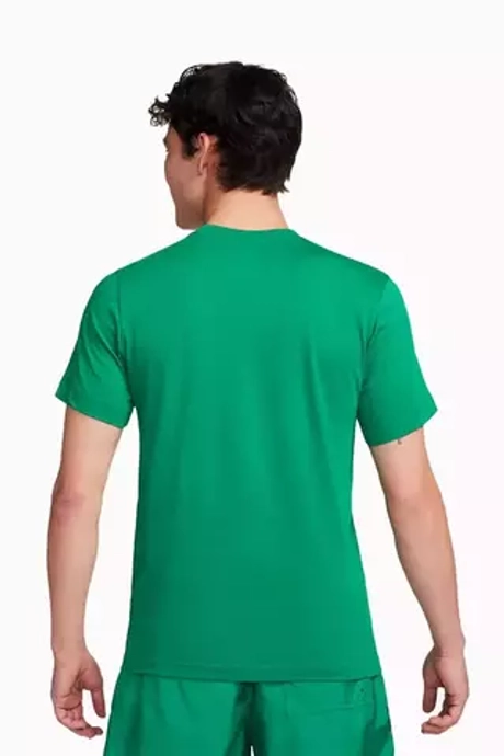 Футболка Nike Sportswear Club