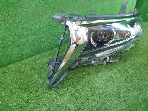 Фара левая Toyota Land Cruiser Prado 150 (2017-н.в.) LED