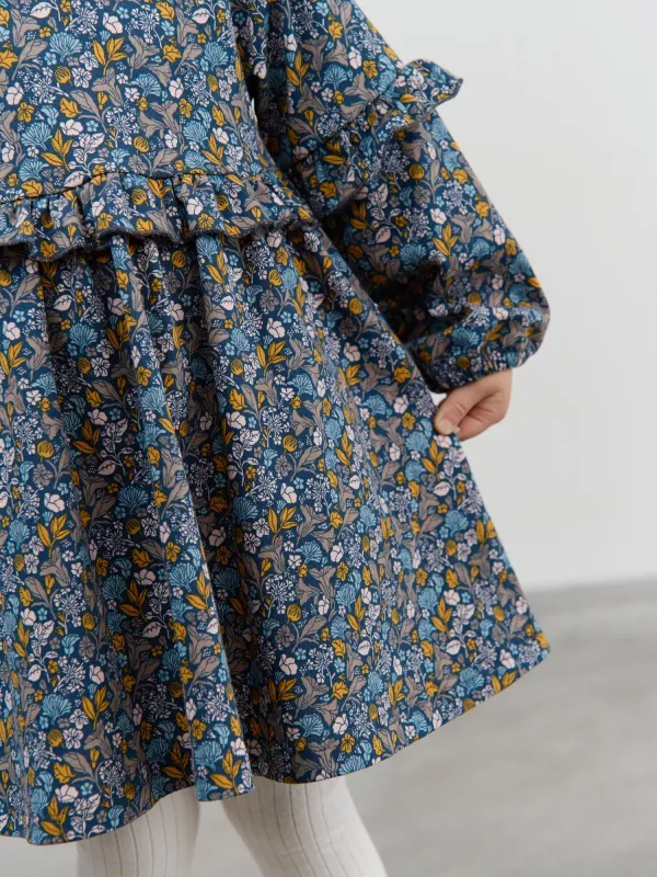 Платье с рюшами 