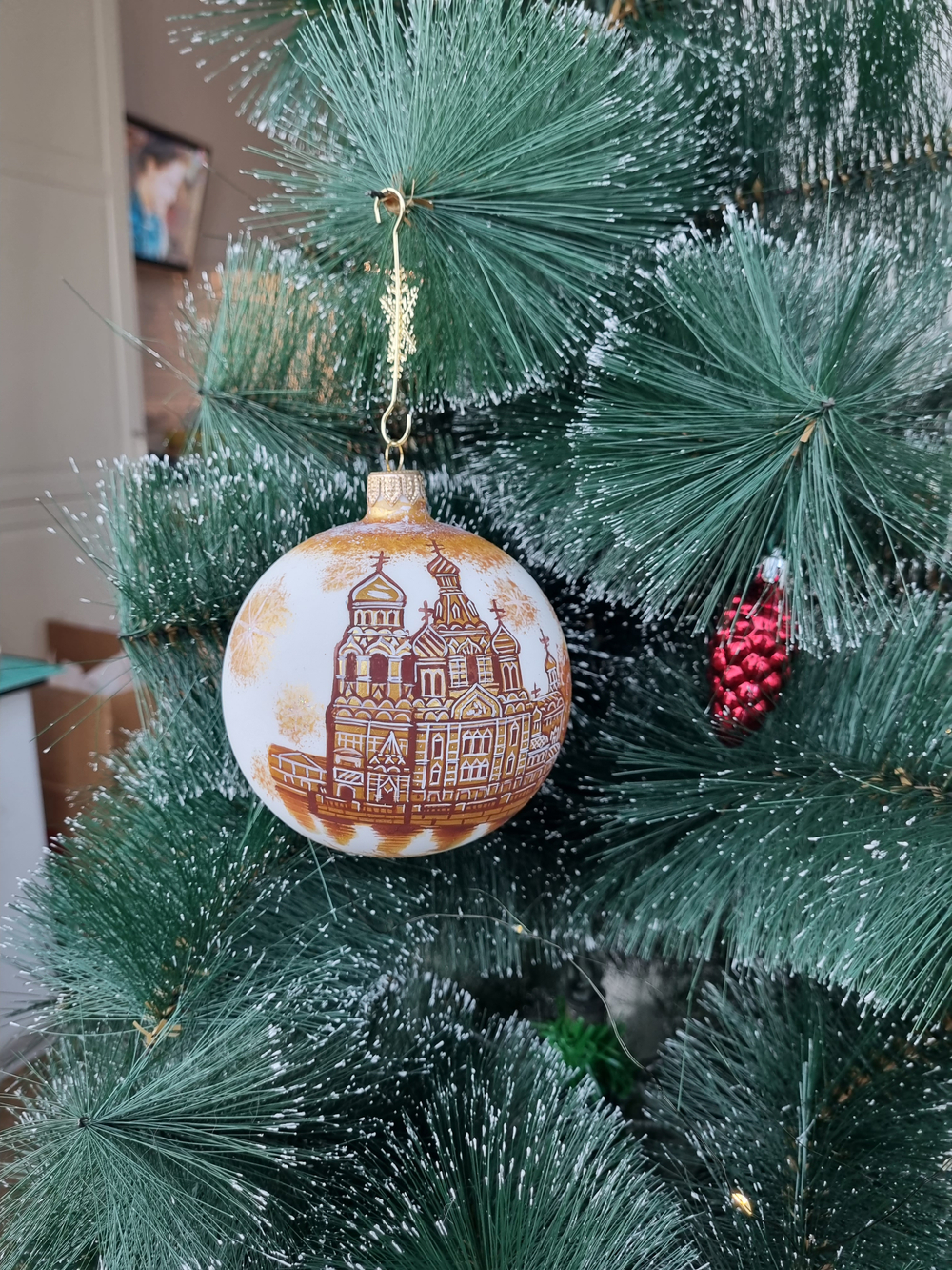 Шар стеклянный "Спас на крови",  ручная роспись