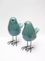 Статуэтки для интерьера на полку